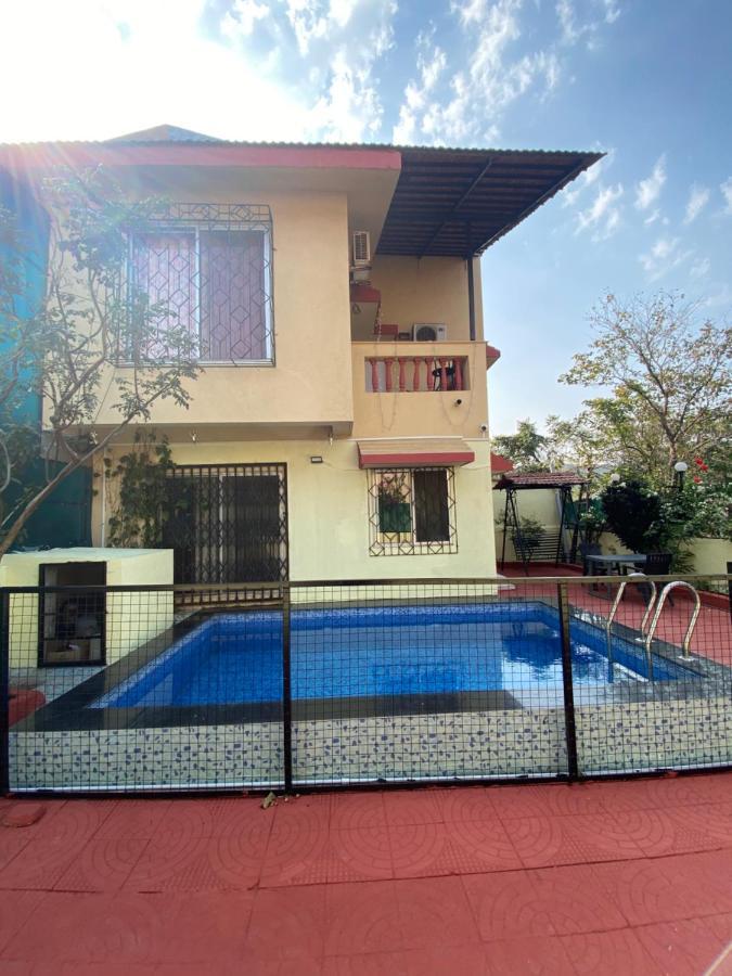 Riyansh Villa Лонавала Екстериор снимка